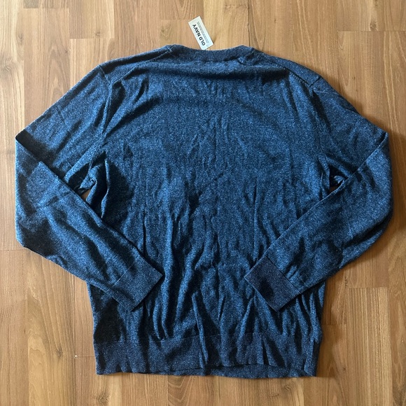 NWT Old Navy Sweater size L π - Picture 5 of 6